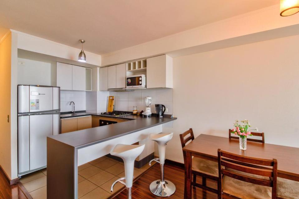 Departamento Mondaca Vista Mar — 4-Star Luxury Hotel in Valparaiso, Chile