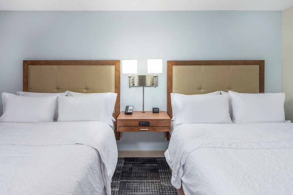 Hampton Inn Columbia - photo 10