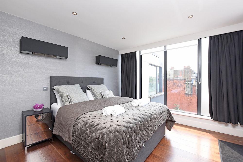The Glasshouse Apartments — 4-Star Luxury Hotel in London, United Kingdom