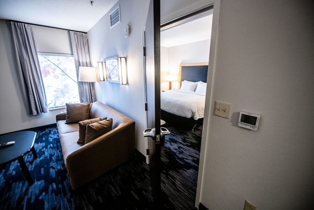 Fairfield Inn & Suites by Marriott Washington Casino Area - photo 40