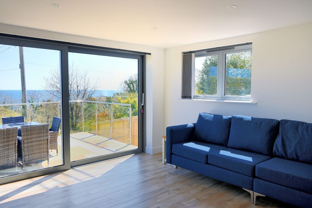 Yarrow — hotel in Charmouth