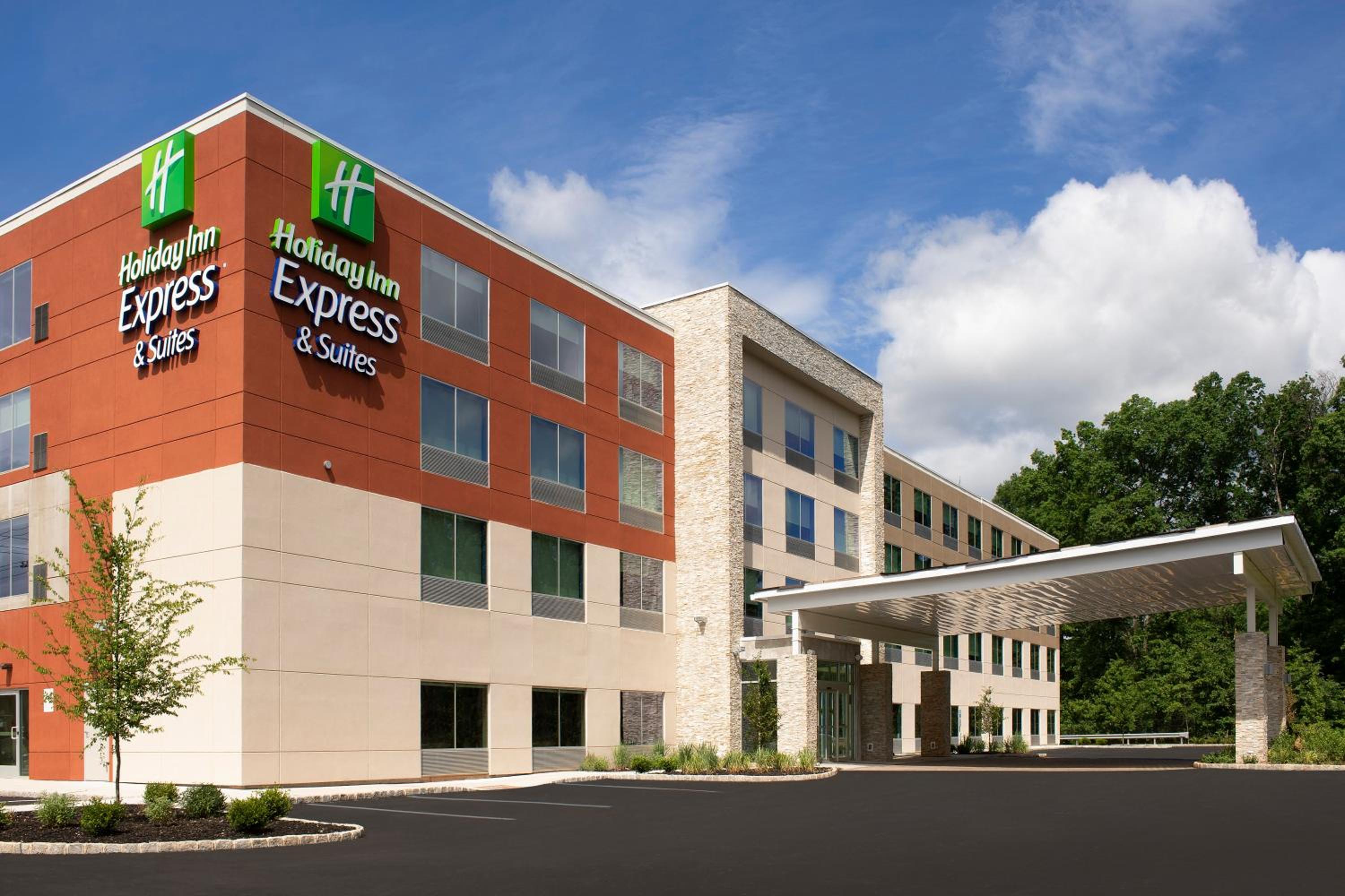 Holiday Inn Express & Suites Kingsland I 95 Naval Base Area by IHG - photo 109
