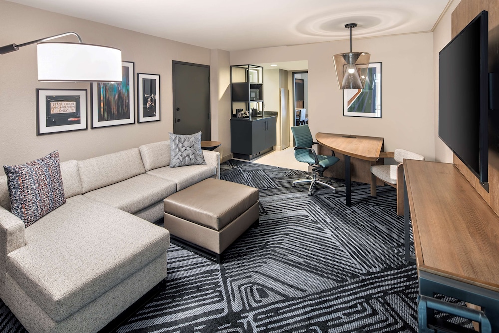 Embassy Suites by Hilton San Rafael at Marin Center - photo 14