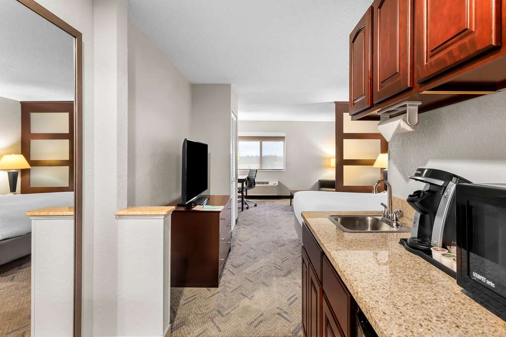 Best Western Oswego Hotel - photo 24