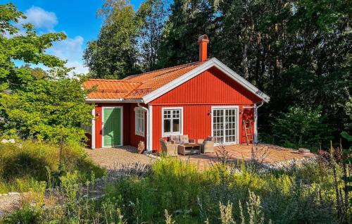 3 Bedroom Beautiful Home In Sölvesborg — 4-Star Luxury Hotel in Soelvesborg, Sweden