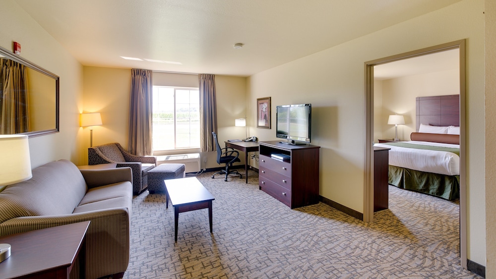 Cobblestone Inn & Suites Clintonville - photo 19
