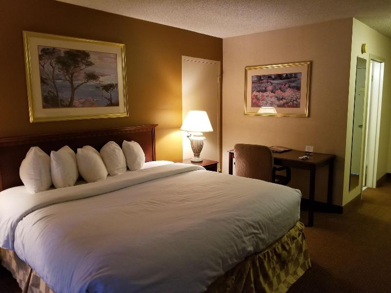 Clarion Inn And Events Center Pueblo North - photo 20