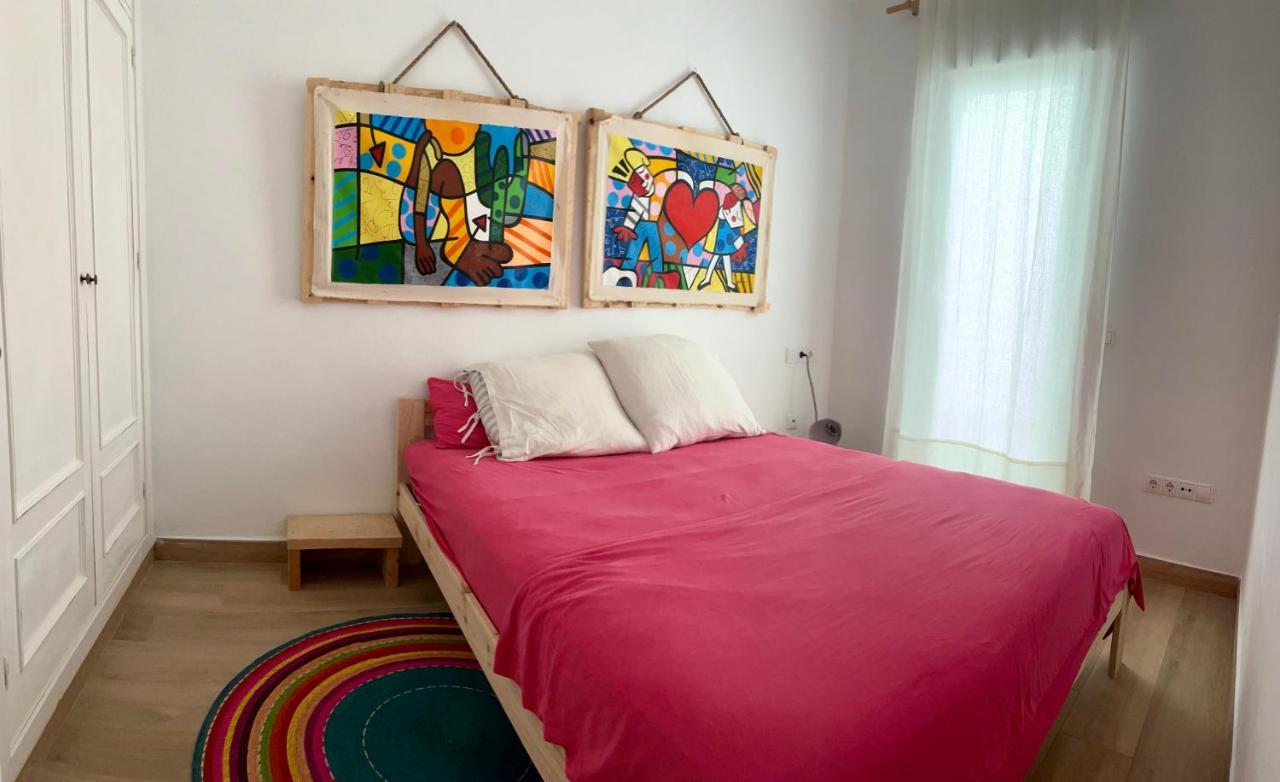 Nr15 In The Heart Of Cadiz — Cadiz