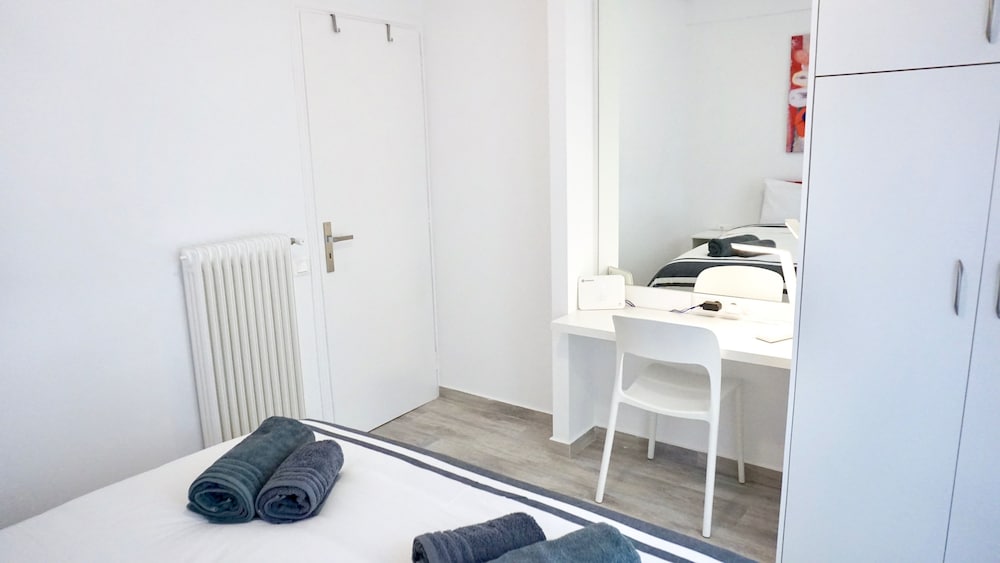 Urban Design Apt In Athens — 4-Star Luxury Hotel in Athens, Greece