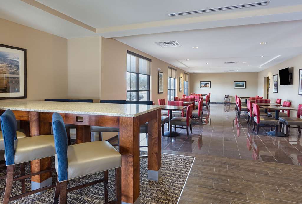 Comfort Inn & Suites Zachary - photo 45