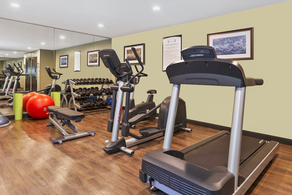 Staybridge Suites Detroit Utica by IHG - photo 35