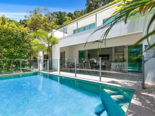 3 17 Bayview Rd Little Cove — Noosa Heads