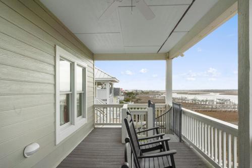 Marsh Madness by Oak Island Accommodations - photo 35
