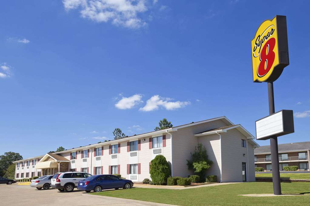 Super 8 by Wyndham Batesville - photo 18