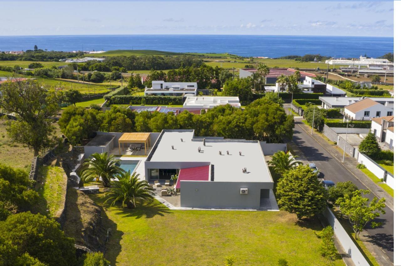 Luxury Villa in Ribeira Grande — 4-Star Luxury Hotel in Ribeira Grande, Portugal