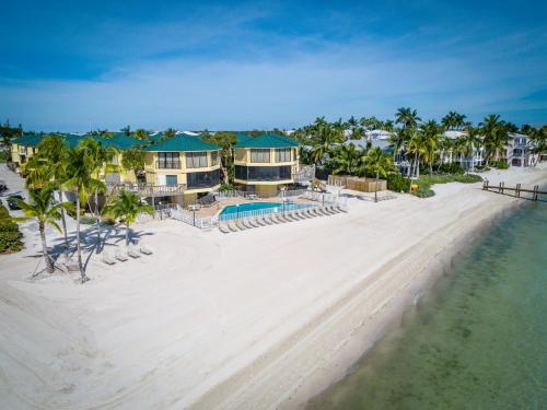 Coco Plum Beach & Tennis Club & Marina - photo 8