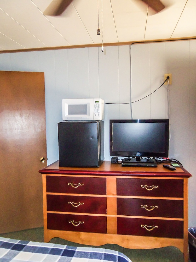 The Gold Pan Motel - photo 37