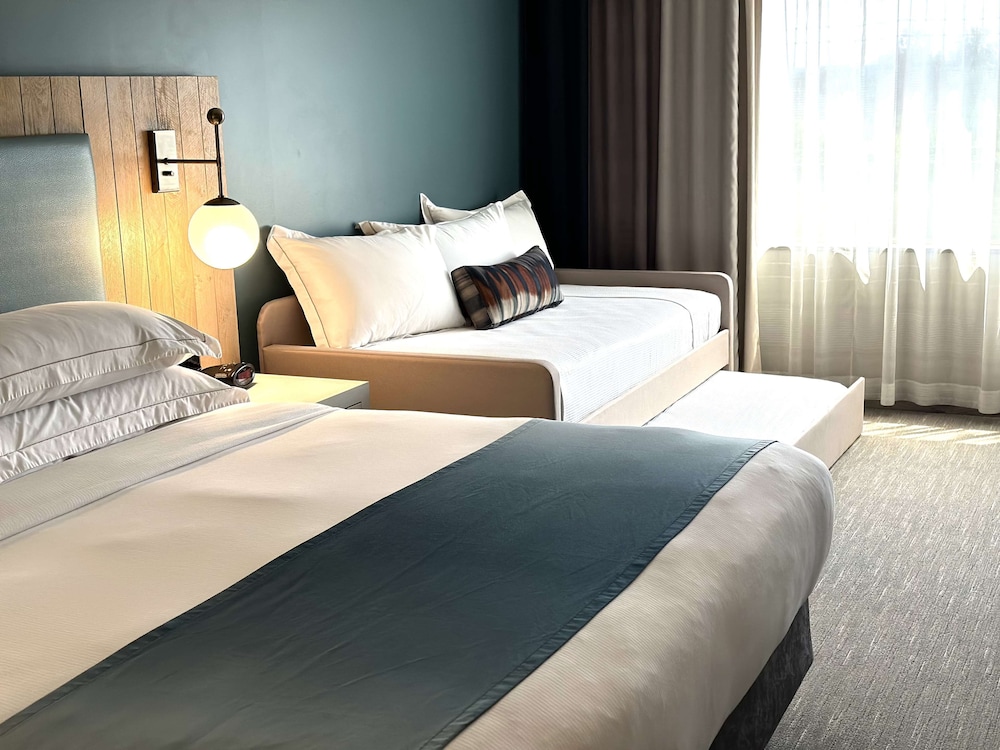 SunCoast Park Hotel Anaheim Resort Tapestry by Hilton - photo 28