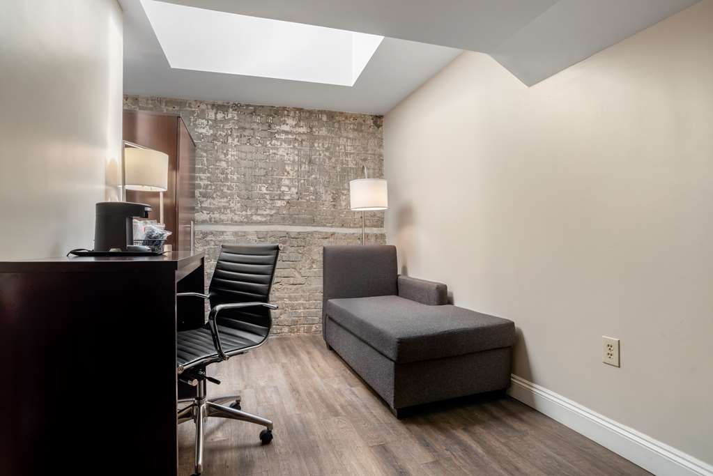 Best Western Plus St. Christopher Hotel - photo 16