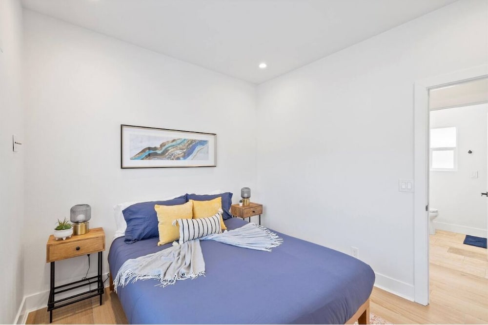 Cozy Prvate ADU close to Disney Beach EV - photo 4