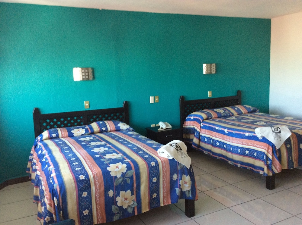 Hotel Alberto in Tuxtla, Mexico