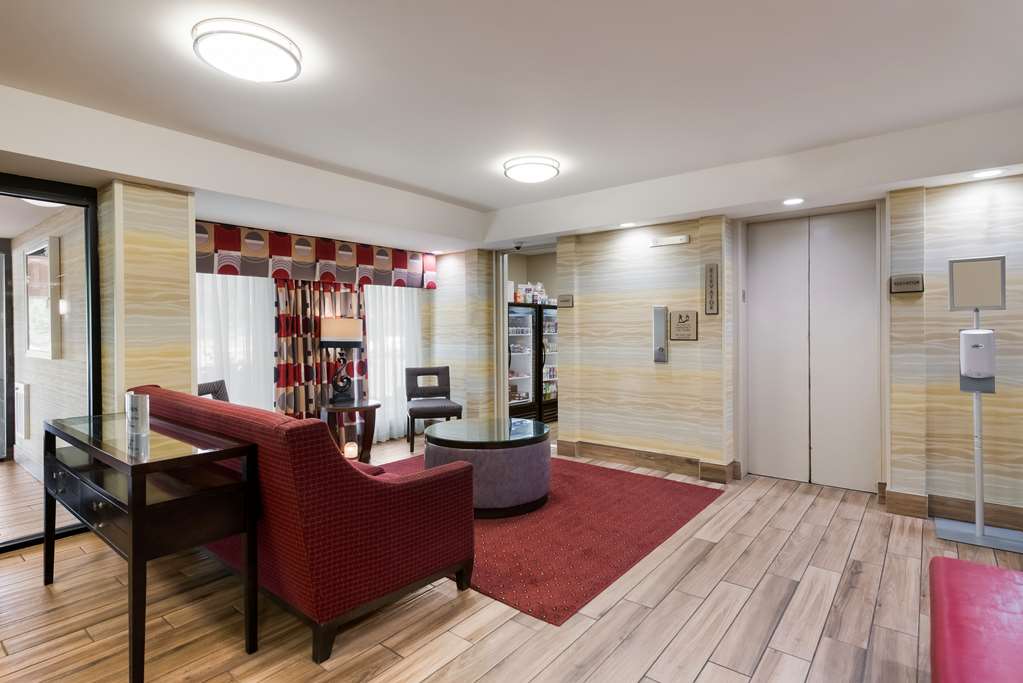 Best Western Holiday Lodge - photo 12