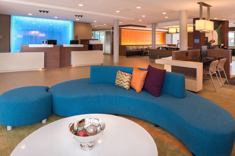 Fairfield Inn & Suites by Marriott Huntington - photo 4