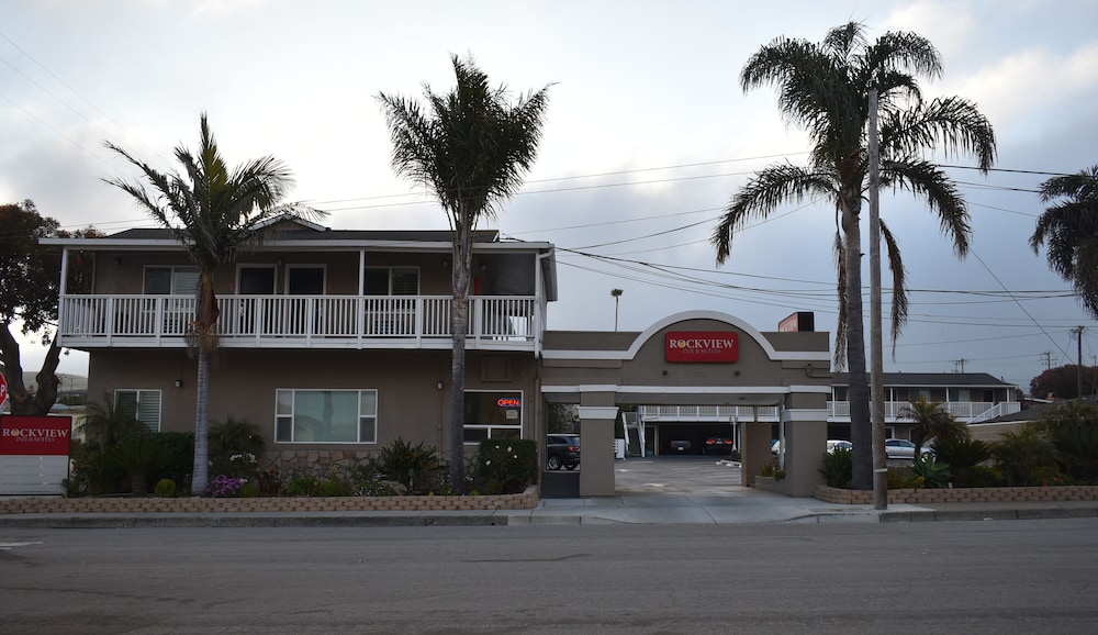 Rockview Inn and Suites - photo 28
