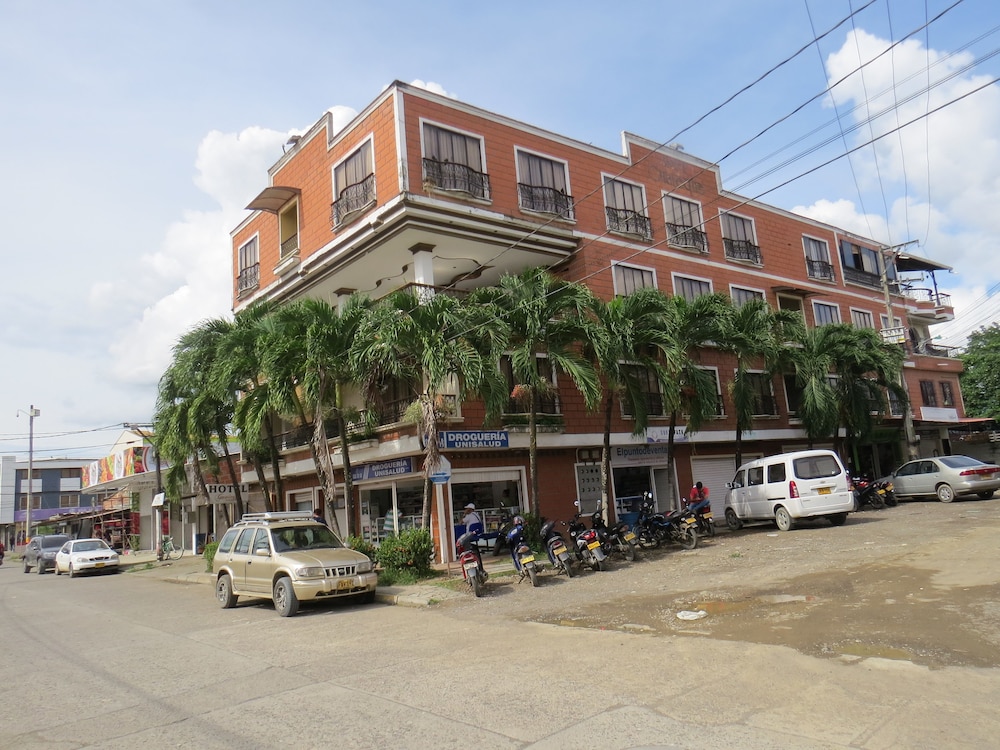 Hotel Guateque Plaza — Apartado