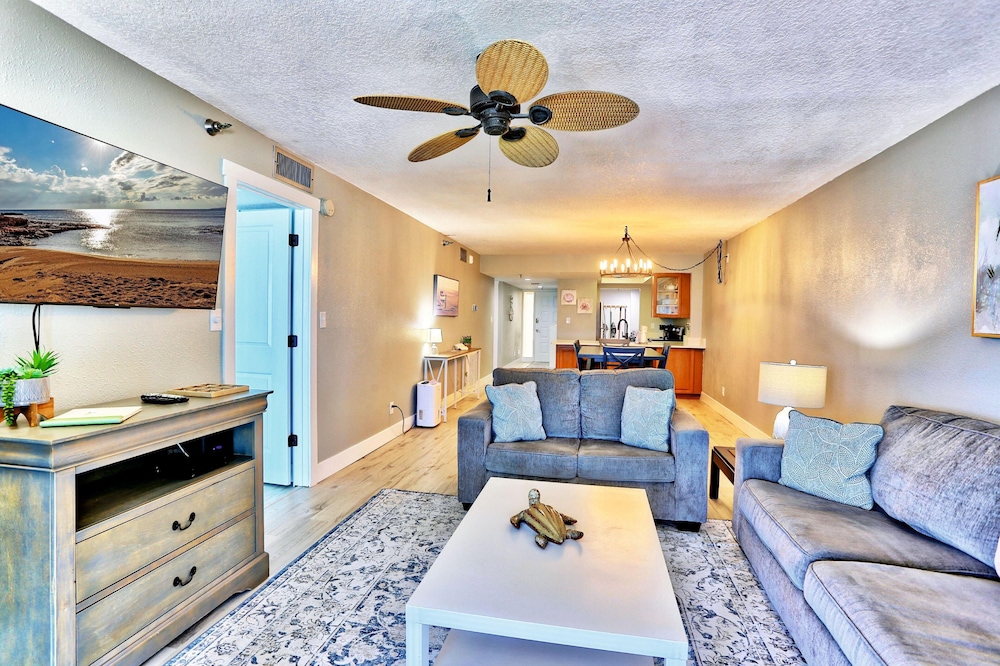 Arie Dam 202 — 4-Star Luxury Hotel in Saint Pete Beach, United States