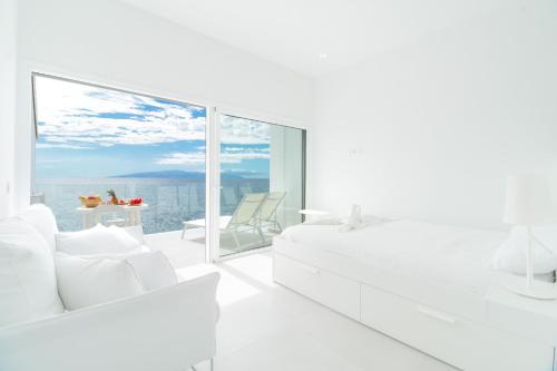Cloud on the Sea - last minute hotel in Unknown City