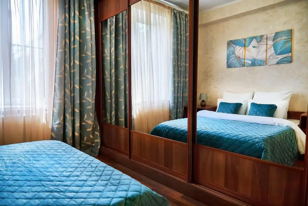 Pyat Zvezd na ul. Pervomayskaya d. 22 in Magnitogorsk, Russia