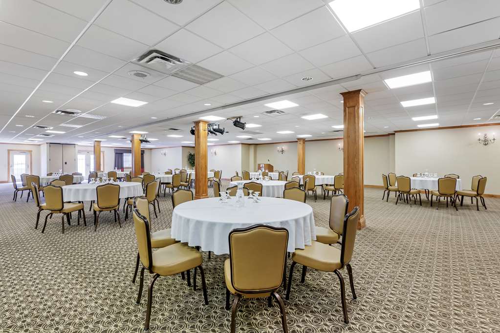 Best Western Plus Dutch Haus Inn and Suites - photo 9