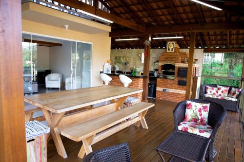 Chalé com lazer no Hotel Fazenda China Park ES in Domingos Martins, Brasil