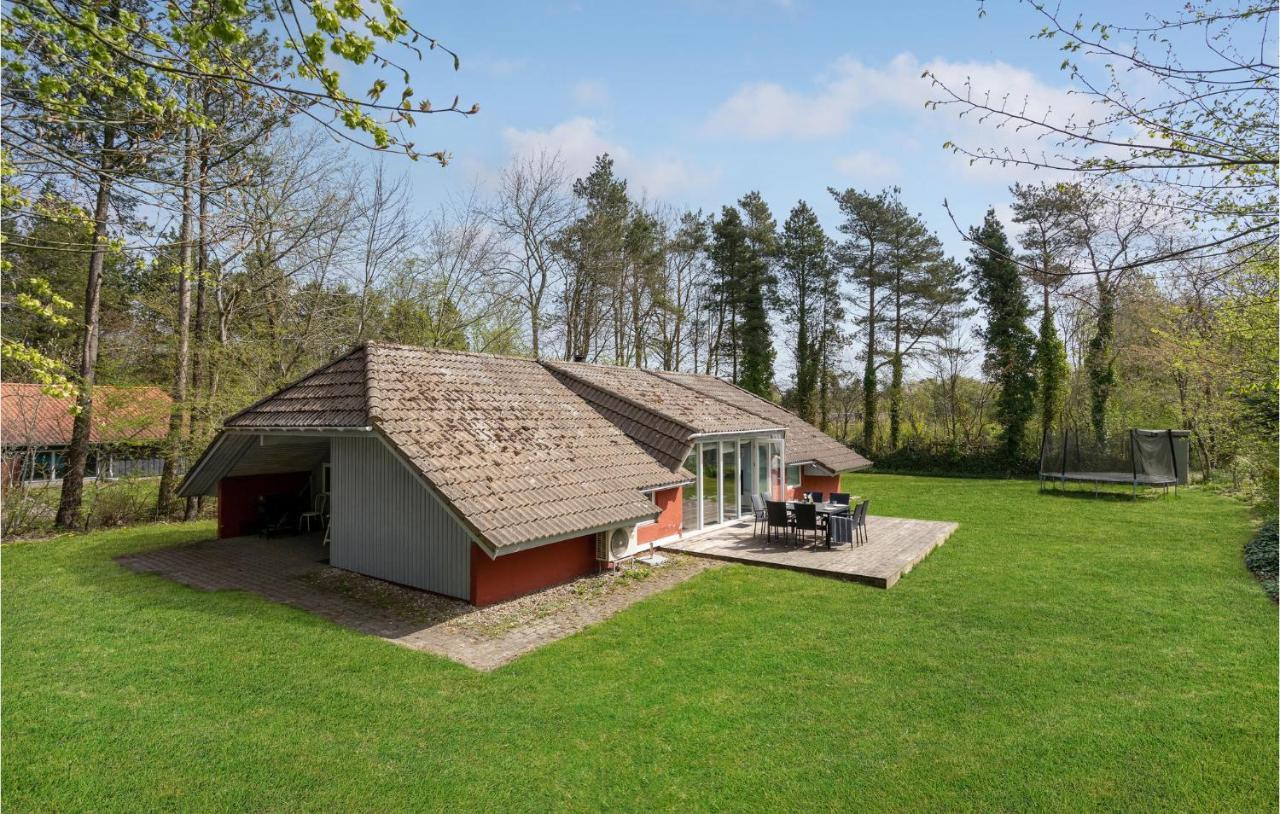 Stunning Home In Oksbøl With Sauna — 4-Star Luxury Hotel in Oksbol, Denmark