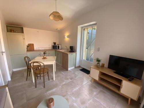 Studio 2 3 Pers — hotel in La Gaubretiere