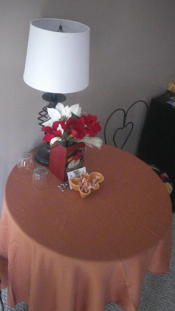 Lil Black Bear Inn - photo 23