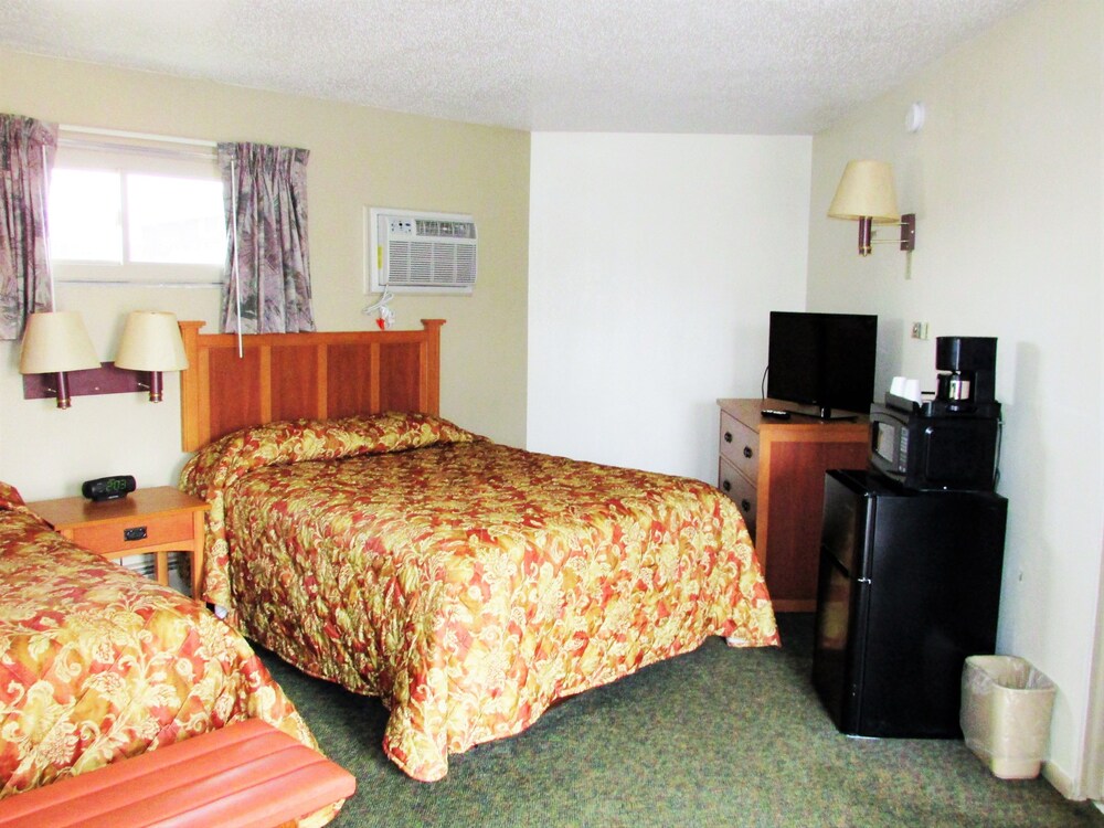 Euclid Motel - photo 6