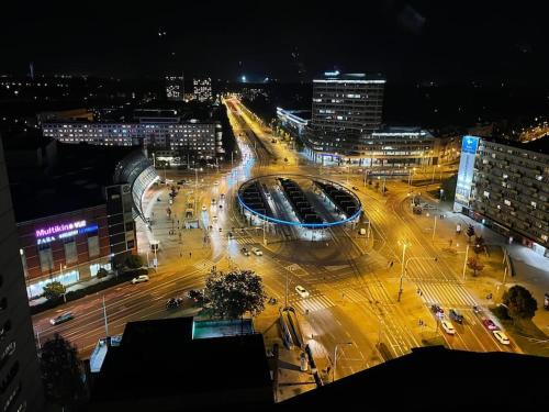 100m2 penthouse on top of the city 1000Mb s airc. — 4-Star Luxury Hotel in Wroclaw, Poland