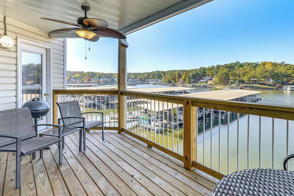 Pool Access Steps to Beach: Scenic Ozarks Retreat — 4-Star Luxury Hotel in Osage Beach, United States