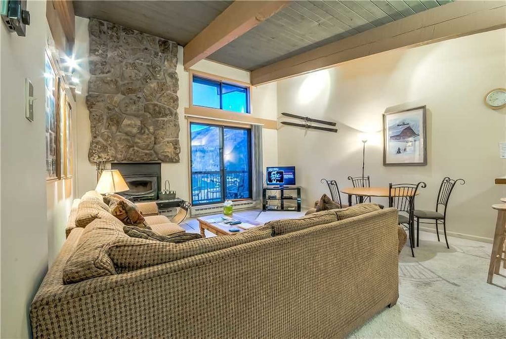 Storm Meadows Townhomes By Retreatia - photo 15
