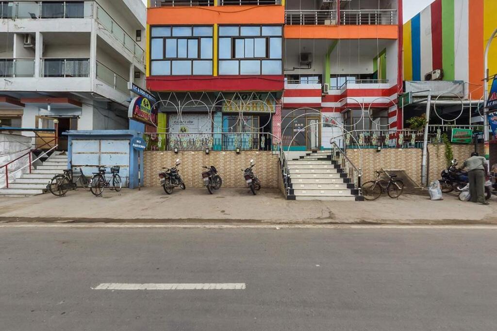 Hotel Alishan in Diu, India