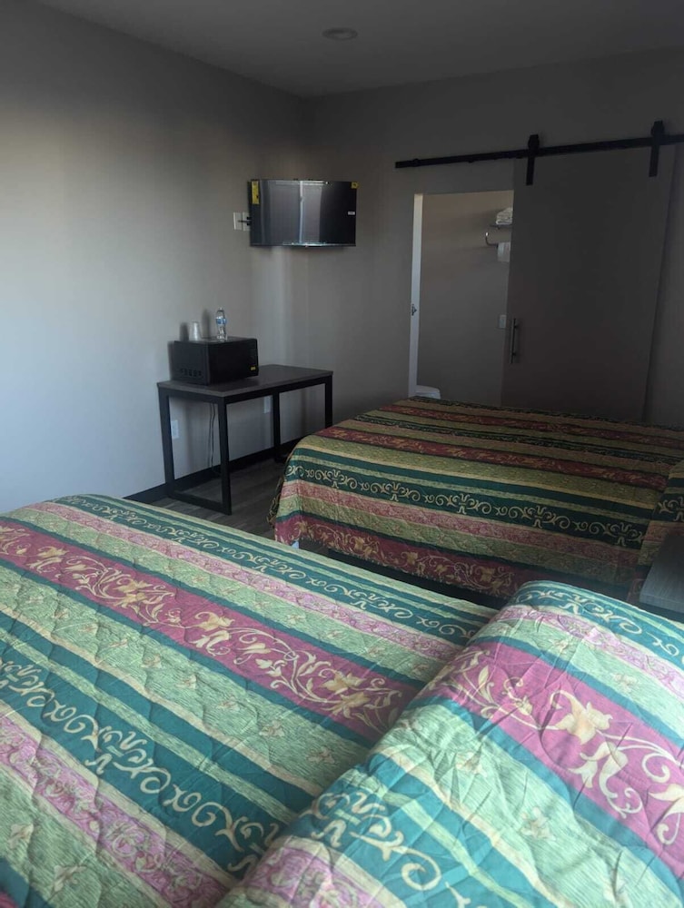 Star Inn Hotel - photo 9