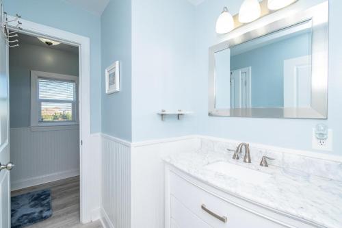 SeaSide by Oak Island Accommodations - photo 40