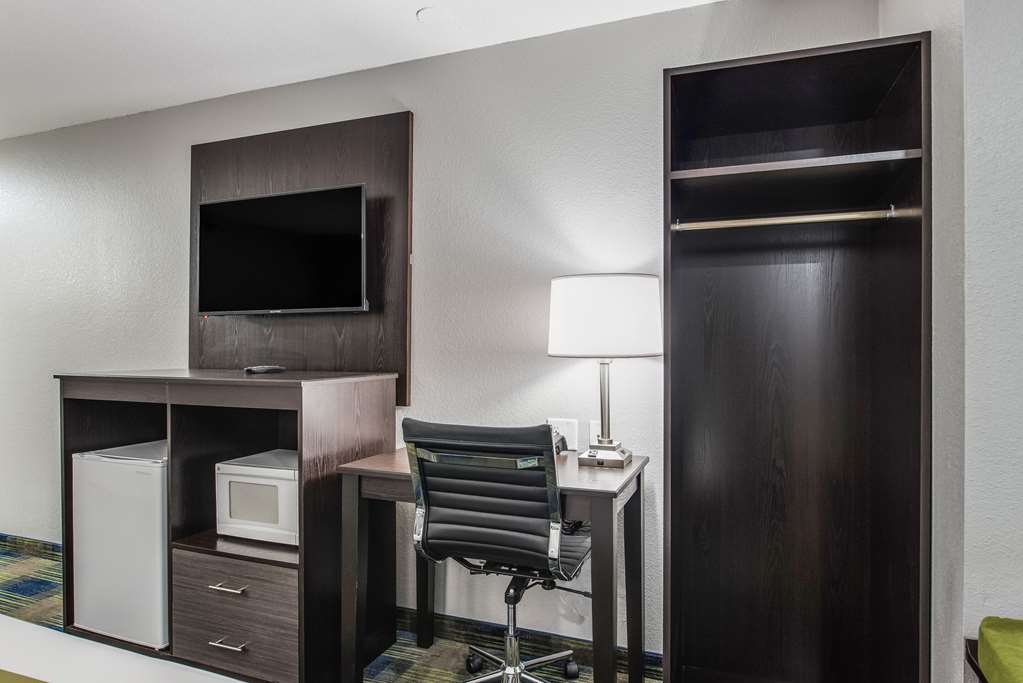 Quality Inn Owatonna Near Medical Center - photo 13