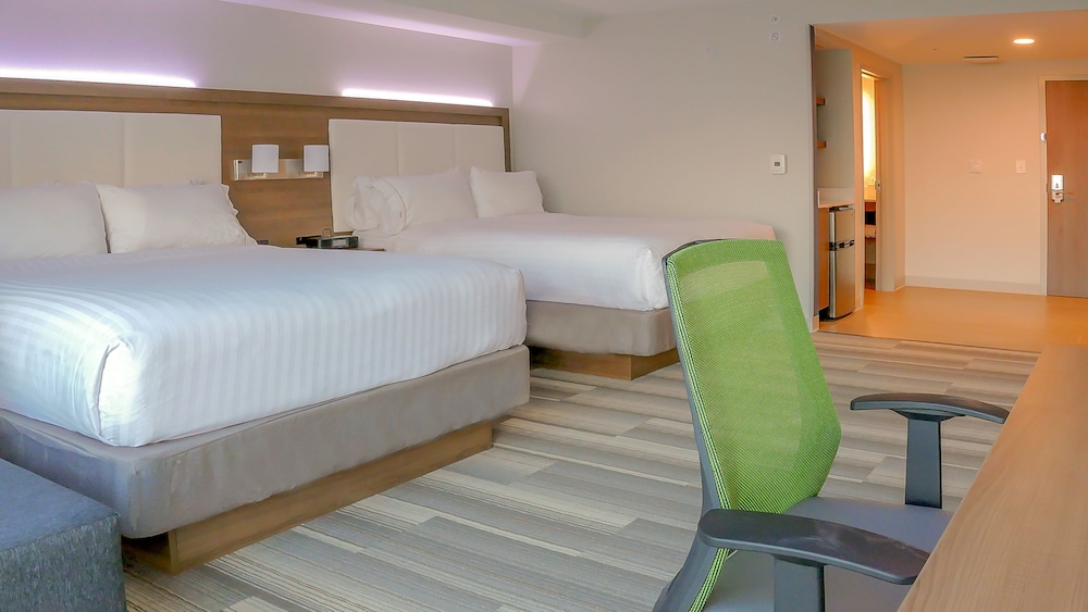 Holiday Inn Express & Suites Miami Airport East by IHG - photo 22
