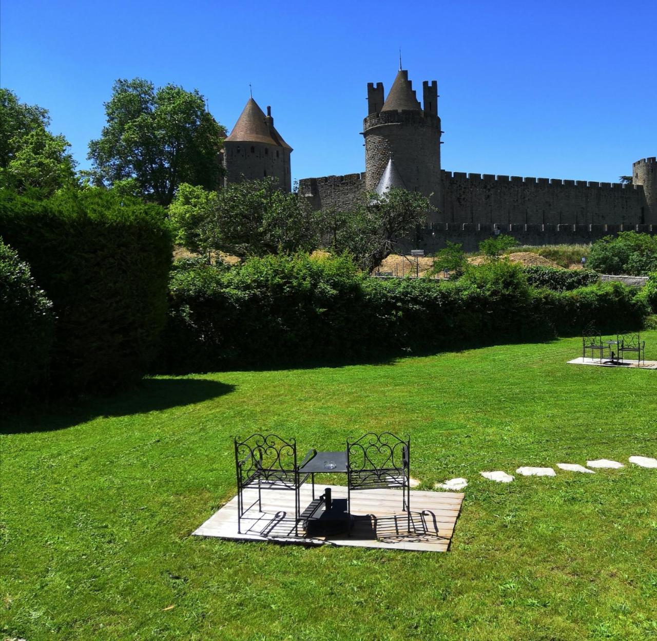 Hotel Good Knight in Carcassonne, France