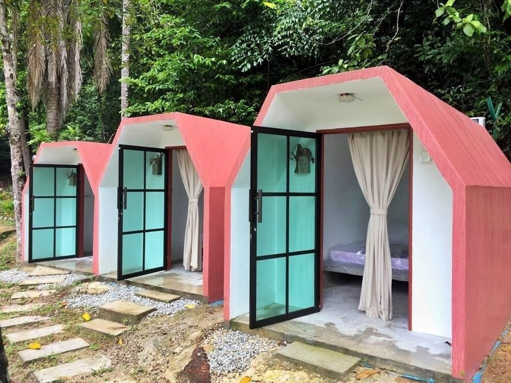 Eco Capsule Resort - last minute hotel in George Town