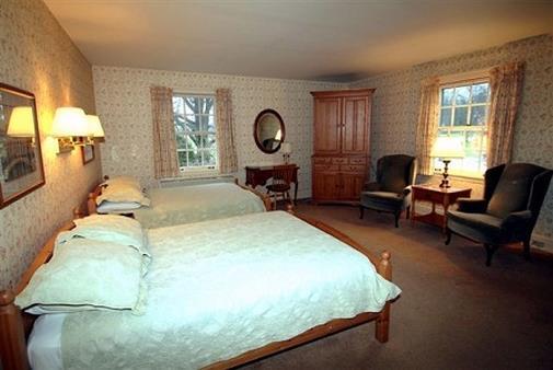 The Wooster Inn - photo 4