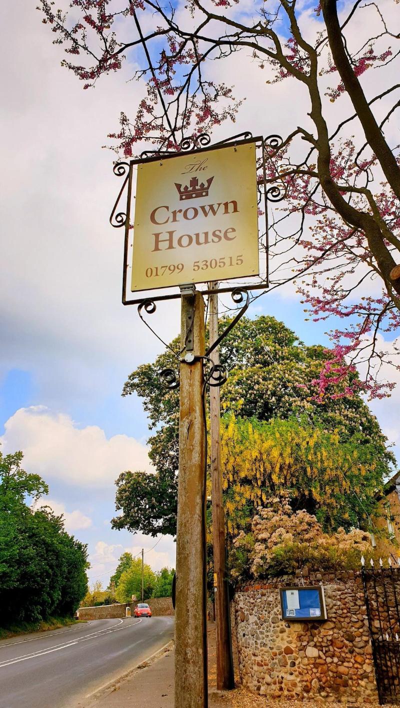 Crown House Hotel — 4-Star Luxury Hotel in Great Chesterford, United Kingdom